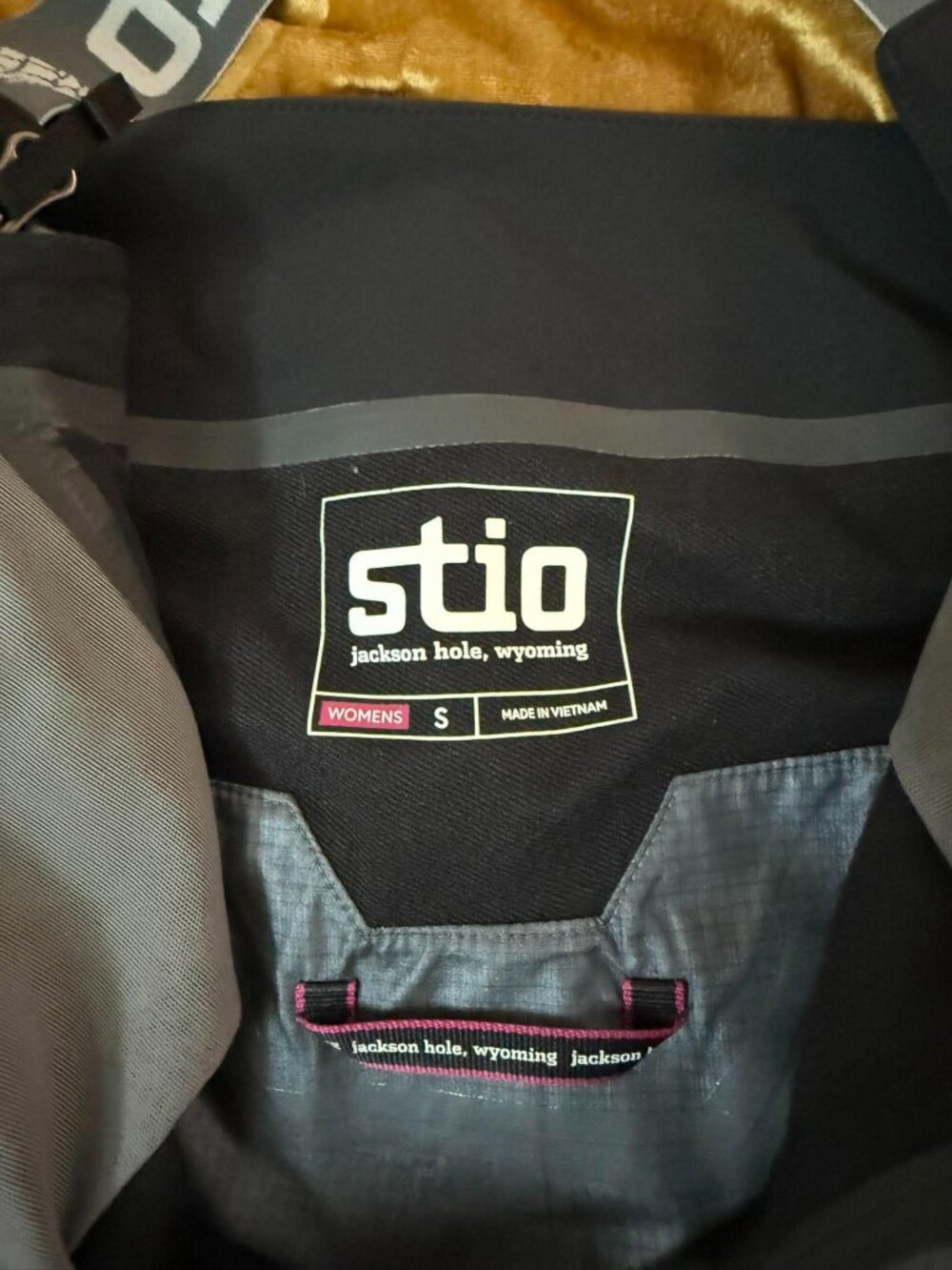 Stio Objective Pro Bibs - Picture 2 of 2